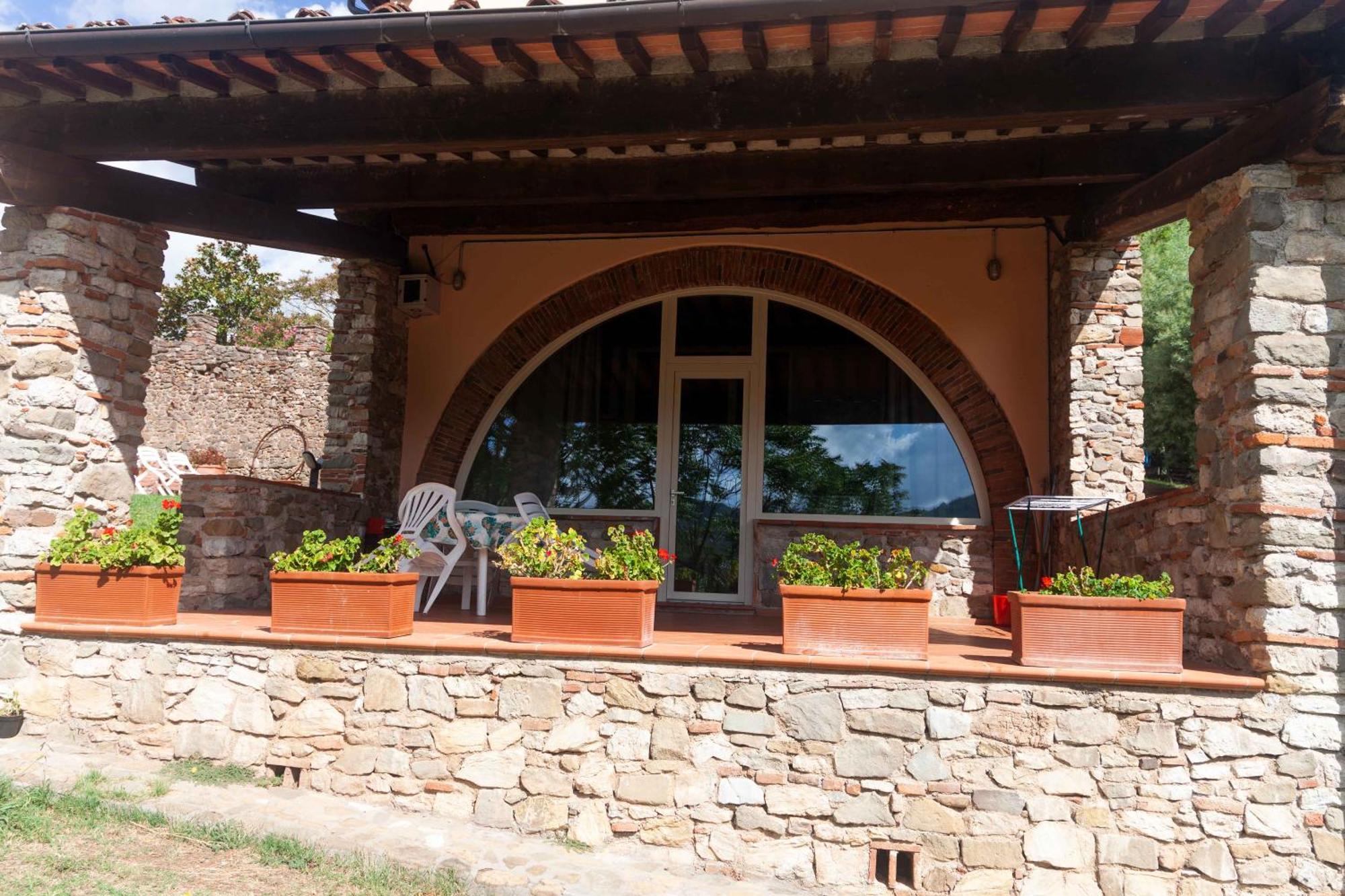 Bed And Breakfast Villa Torre Degli Onesti Apartments Lucca Exterior foto